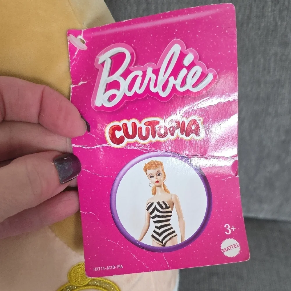 Barbie Cuutopia 14 Inch Plush Doll, NWT, Wearing Black And White‎ Swimsuit.